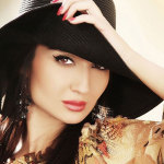 Munisa Rizayeva width=